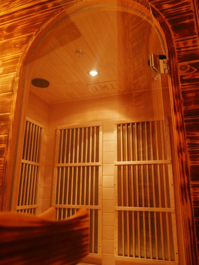 Mas Du Grand Bordes Bed & Breakfast Saint-Laurent-dʼAigouze Екстериор снимка